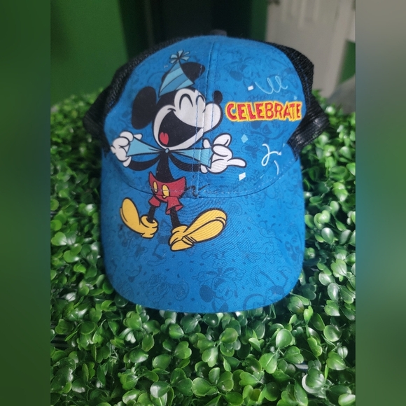 Disney Red and Black Cap with Gold Accent - Picture 1 of 4